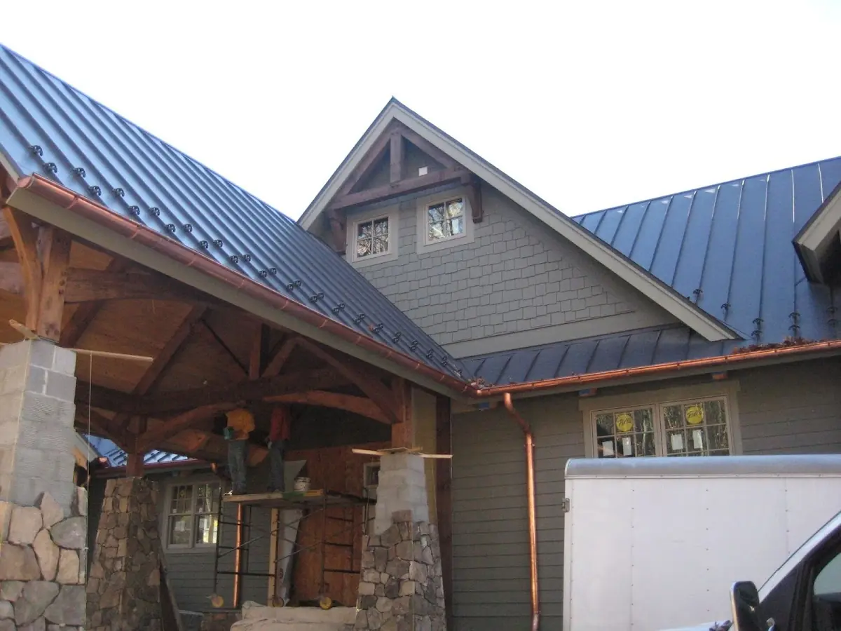 Craftsman Roofing team delivering quality roofing work in Swift